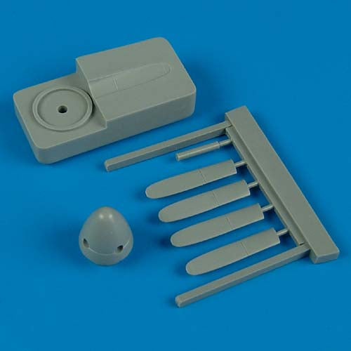 Quickboost (by Aires) 72292 1:72 North-American P-51B Mustang/North-American P-51C/North-American P-51D propeller with tool