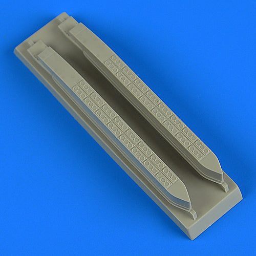 Quickboost (by Aires) 48838 1:48 Sukhoi Su-34 Fullback chaff/flare dispensers