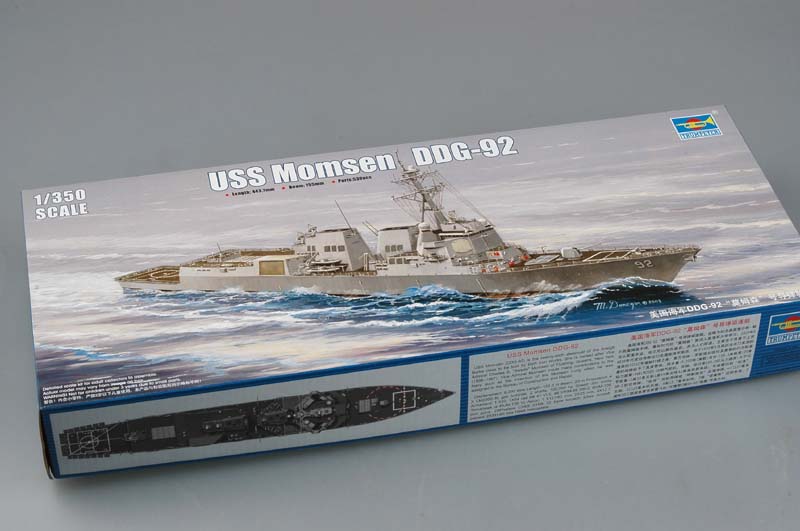 Trumpeter 04527 1:350 USS Momsen DDG-92