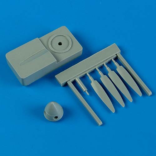 Quickboost (by Aires) 72370 1:72 Supermarine Spitfire Mk.IX propeller w/tool