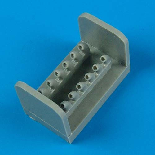 Quickboost (by Aires) 72361 1:72 Curtiss P-40B Tomahawk exhaust