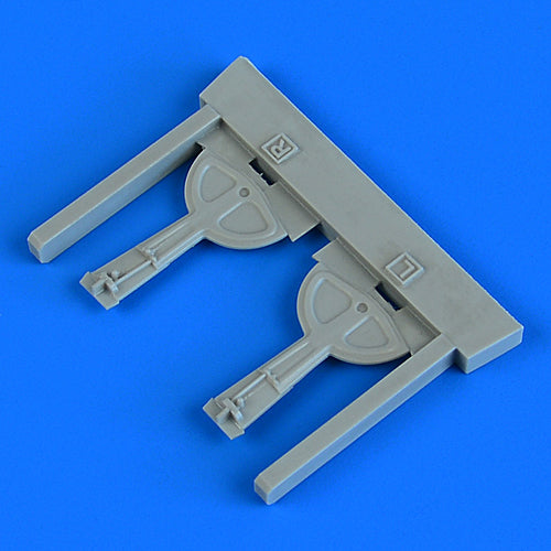 Quickboost (by Aires) 72618 1:72 Messerschmitt Bf-109G-6 undercarriage covers