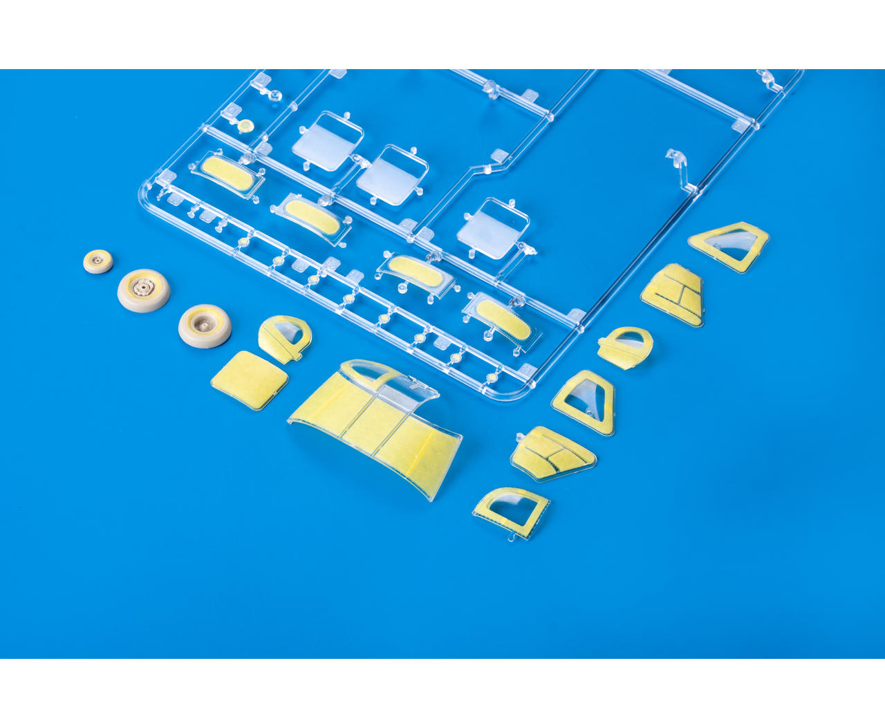 Eduard JX236 1:35 Sikorsky MH-60L TFace (interior and exterior canopy masks)