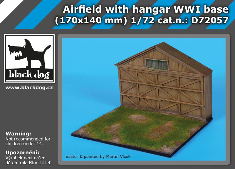 Blackdog D72057 1:72 WWI Airfield with hangar frontage base