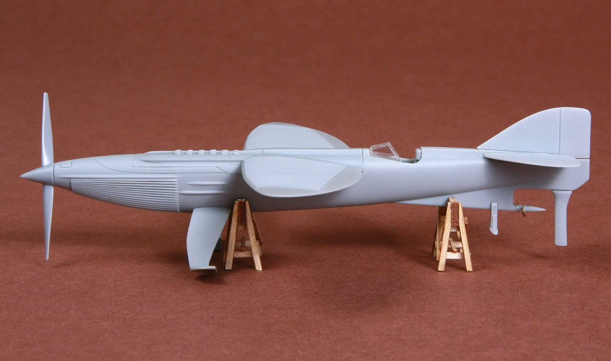 SBS Model SBS72058 1:72 Piaggio PC-7 wooden trestle