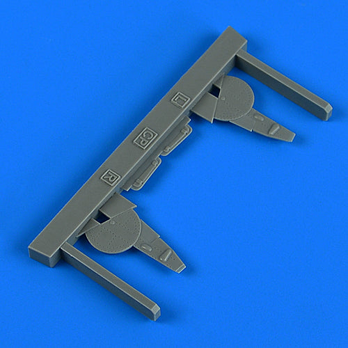 Quickboost (by Aires) 72660 1:72 Lavochkin La-5 undercarriage covers
