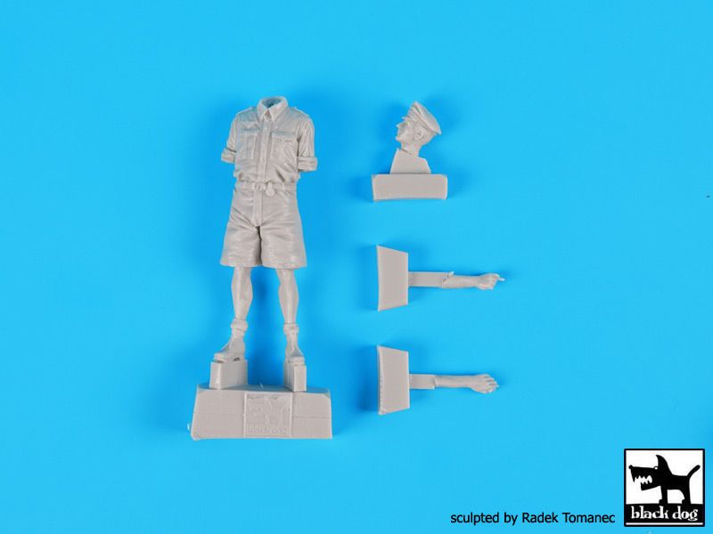 Blackdog F32049 1:32 German Luftwaffe pilot Africa 1940-1945 N°1
