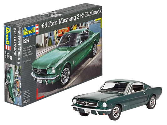 Revell 07065 1:24 1965 Ford Mustang 2+2 Fastback