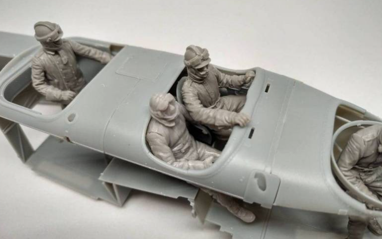 Copper State Models F32-022 1:32 AEG G.IV Bomber German Crew