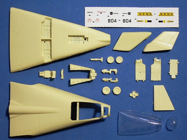 Anigrand Craftswork 2014 1:72 Northrop HL-10 The fastest Lifting body.