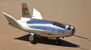 Anigrand Craftswork 2014 1:72 Northrop HL-10 The fastest Lifting body.