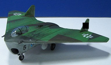 Anigrand Craftswork 2025 1:72 Arado Ar-E.581-4.