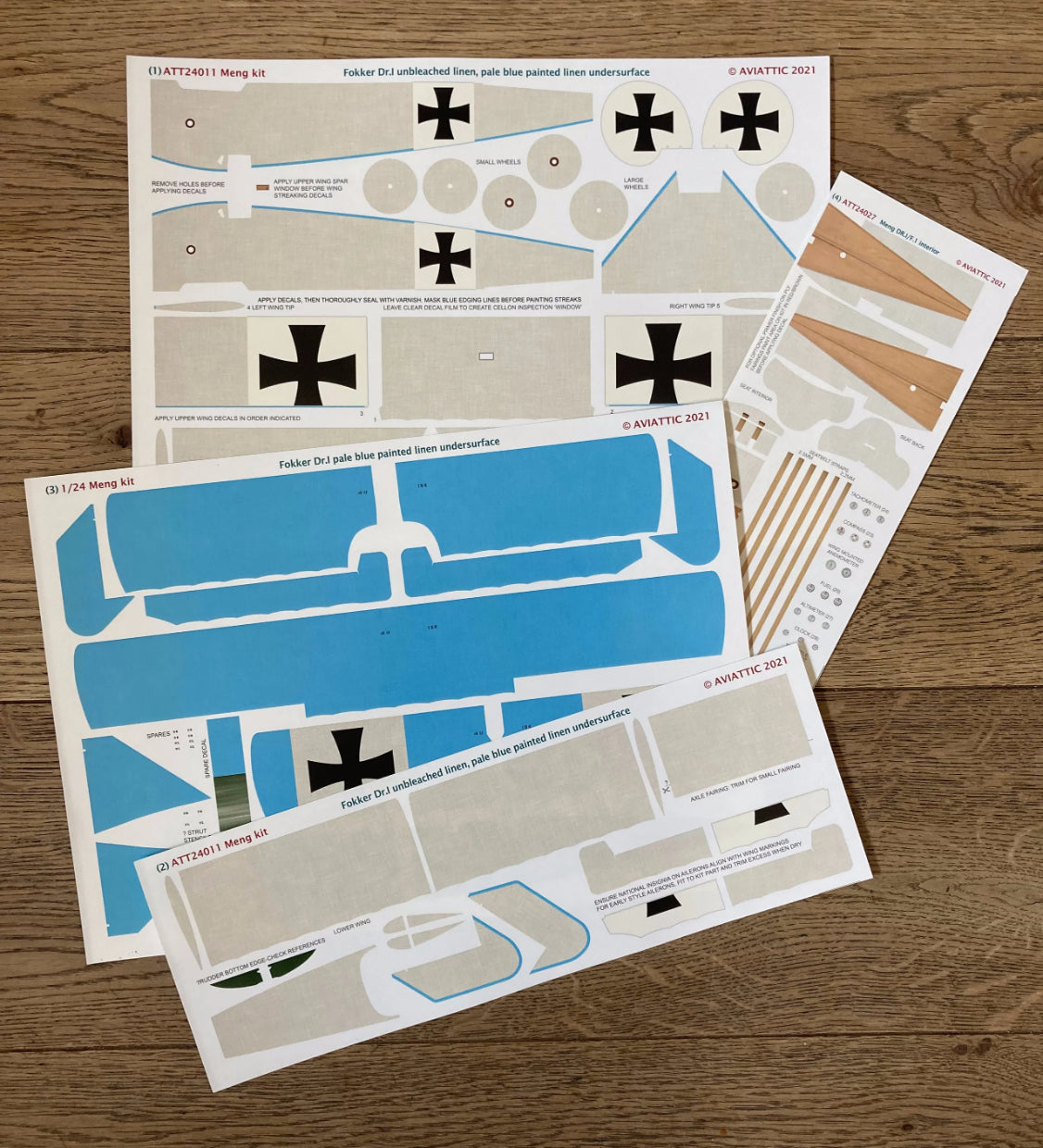 Aviattic ATT24011 1:24 Fokker Dr.I Triplane (pre-camouflage) unbleached linen, blue paint on linen undersurfaces, unpainted insignia fields
