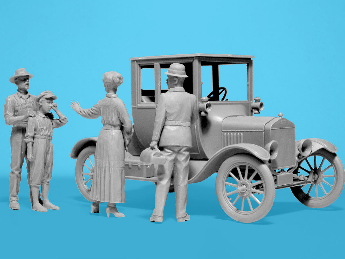 ICM 35829 1:35 Doctor on Call. 1918 Model T Doctors Coupe with one Doctor figure and 3 farmer figures