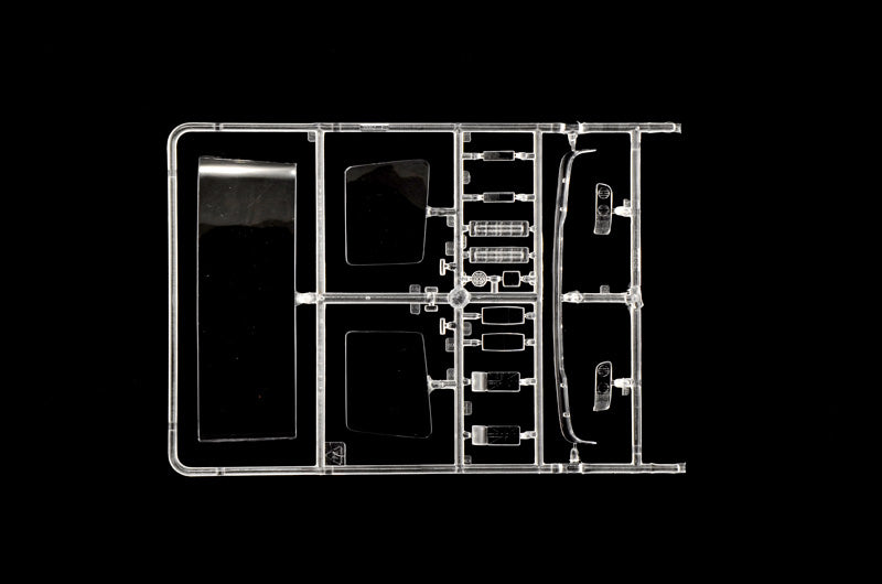 Italeri 93834 1:24 DAF XF 95 SUPER SPACE CAB
