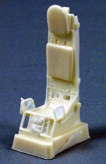 Airwaves (resin) AES32010 1:32 Heinkel He-162A-2 Salamander ejection seat