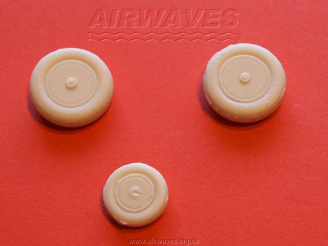 Airwaves (resin) AES48012 1:48 Bell P-39C/P-39D/P-39Q/N Airacobra Wheels