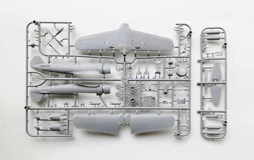 Arma Hobby 70052 1:72 Nakajima Ki-84 Hayate Model Kit