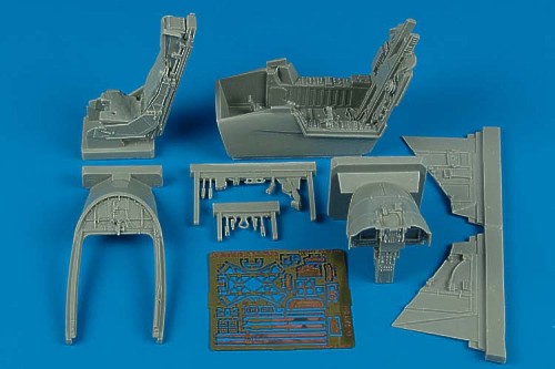 Aires 2121 1:32 McDonnell-Douglas AV-8B Harrier II Night Attack Cockpit Set