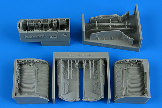 Aires 2296 1:32 Mikoyan MiG-21MF Fishbed-J wheel bay