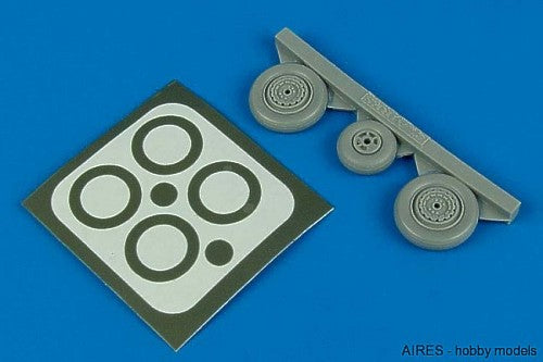 Aires 4416 1:48 Mikoyan MiG-17 Fresco Wheels and Paint Masks