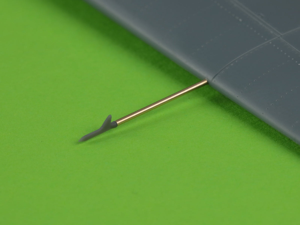 Master AM-48-169 1:48 F4F-3 Wildcat LATE - .50 Browning gun barrels with round holes & Pitot Tube