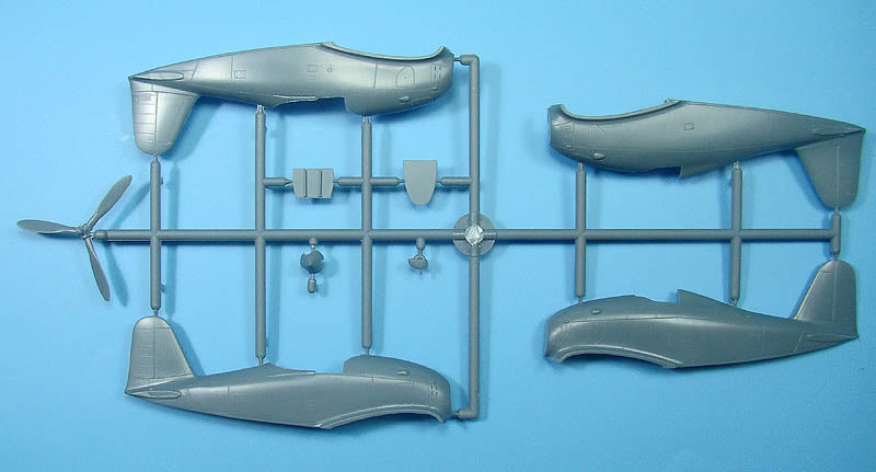 AML 72047 1:72 Re-released! Fiat G.50 Freccia over Italian Sky. includes injection canopy. Plastic parts from FLY