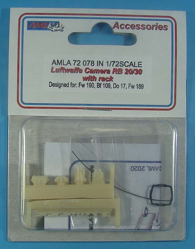AML A72078 1:72 Luftwaffe Camera RB 20/30 with rack