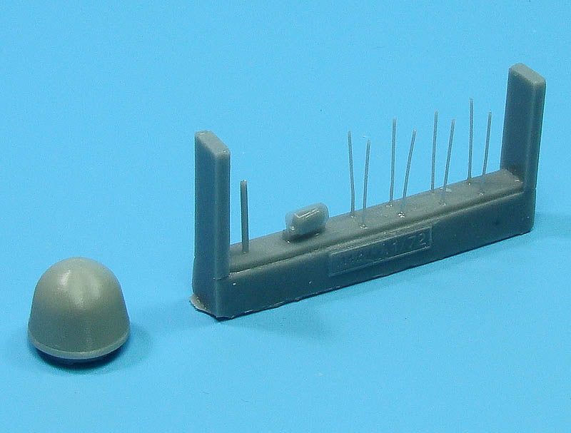 AML A72093 1:72 de Havilland Mosquito NF.XII / NF.XIII with A.I. Mk.VIII radar nose for Mosquito F.II/VI ' conversion set