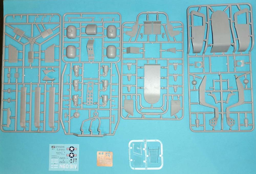 AMP 48015 1:48 McDonnell-Douglas MD-120 Flying Crane