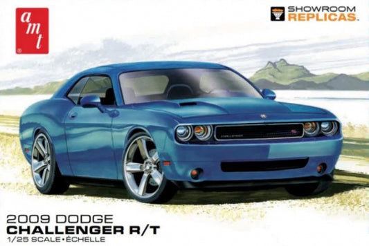 AMT 1117 1:25 2009 Dodge Challenger R/T