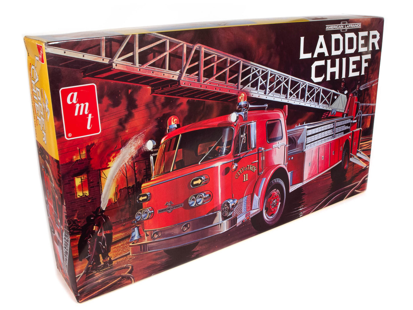 AMT 1204 1:25 American LaFrance Ladder Chief