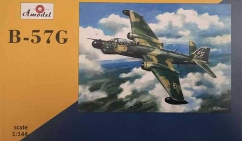 A-Model 1482 1:144 Martin B-57G Canberra