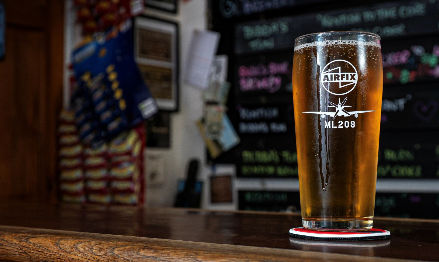 Airfix A17001A 1:24 Supermarine Spitfire Mk.IXc - Flying Dray