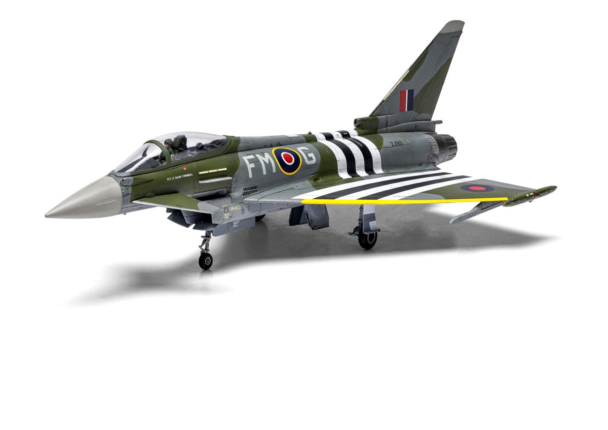 Airfix A40001 1:72 Eurofighter Typhoon FGR.4 'Moggy' & Hawker Typhoon Mk.IB - Twin Pack