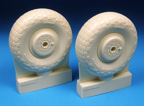Barracuda Studios BCR24281 1:24 de Havilland Mosquito Late Main Wheels