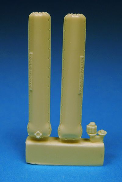 Barracuda Studios BCR32004 1:32 Supermarine Spitfire Mk.IXc Rocker Covers with Rolls-Royce Logos
