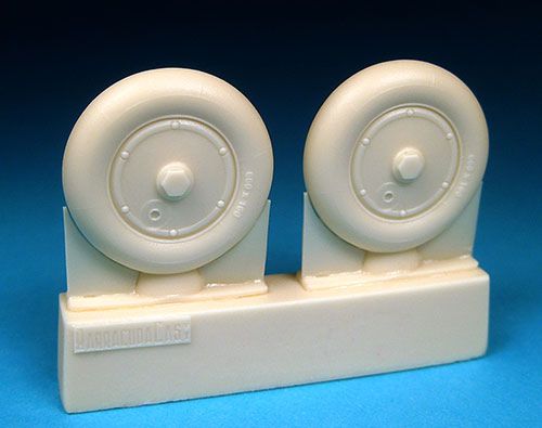Barracuda Studios BCR32073 1:32 Messerschmitt Bf-109G Wheels - Plain Hub Smooth Tyre