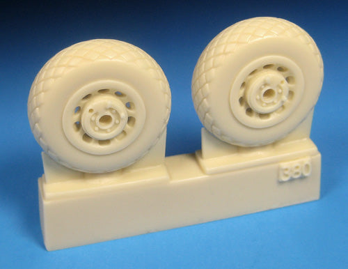 Barracuda Studios BCR32380 1:32 North-American P-51D Mustang Diamond Tread Mainwheels