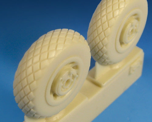 Barracuda Studios BCR32380 1:32 North-American P-51D Mustang Diamond Tread Mainwheels