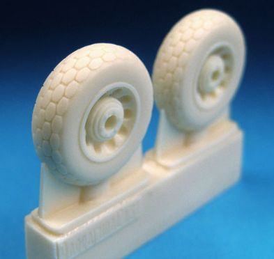 Barracuda Studios BCR48051 1:48 North-American P-51D Mustang Hexagonal Tread Wheels