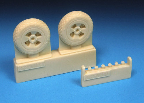 Barracuda Studios BCR48343 1:48 Hawker Sea Fury FB.11 Mainwheels - Diamond Tread