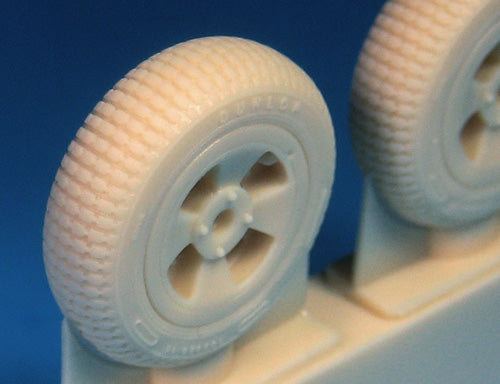Barracuda Studios BCR48344 1:48 Hawker Sea Fury FB.11 Mainwheels - Block Tread