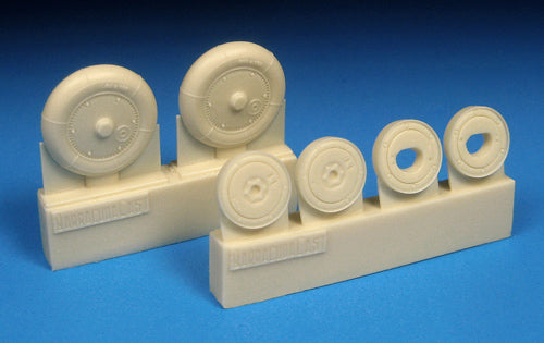 Barracuda Studios BCR48388 1:48 Messerschmitt Bf 109 Wheels - Ribbed Hub, Smooth Tire