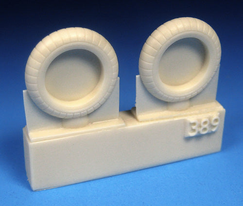 Barracuda Studios BCR48389 1:48 Messerschmitt Bf 109G Wheels - Plain Hub, Ribbed Tire