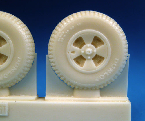Barracuda Studios BCR48404 1:48 Hawker Tempest Mk.V Late Mainwheels - Block Tread