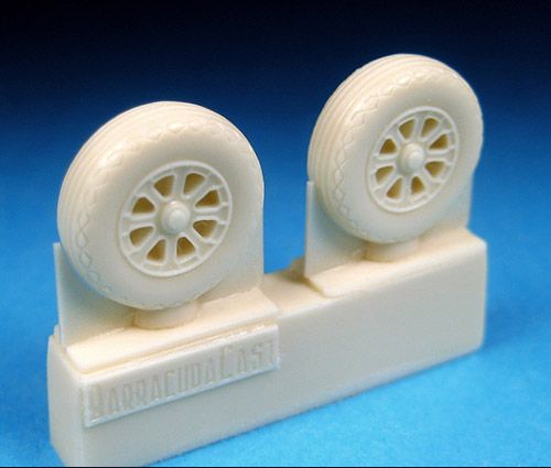 Barracuda Studios BCR72102 1:72 Vought Corsair, Grumman Hellcat Wheels - Postwar Tread