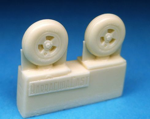 Barracuda Studios BCR72107 1:72 Supermarine Spitfire 3 Slot Wheels - Circumferential