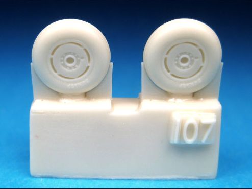 Barracuda Studios BCR72107 1:72 Supermarine Spitfire 3 Slot Wheels - Circumferential