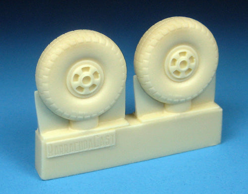 Barracuda Studios BCR72248 1:72 Bristol Beaufighter Mk.X Early Wheels - Treaded
